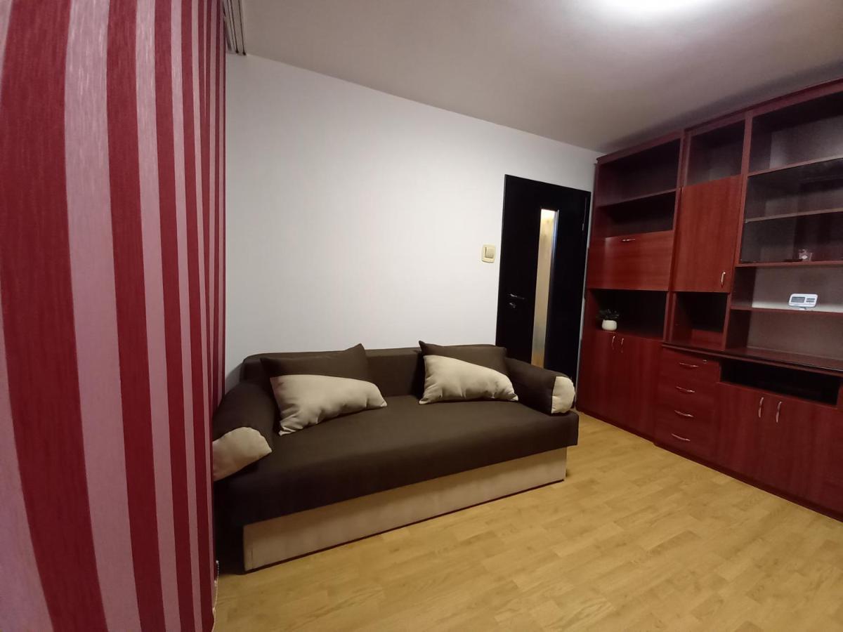 Alma Apartament Piatra Neamt Exterior photo
